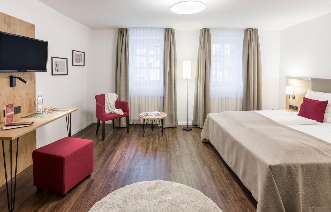 Hotel & Restaurant Lamm Mosbach  Zewnętrze zdjęcie