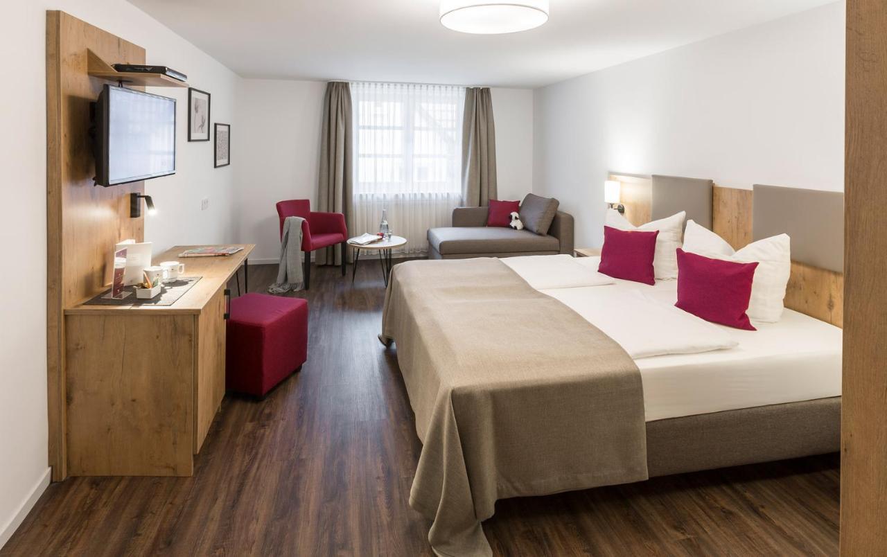 Hotel & Restaurant Lamm Mosbach  Zewnętrze zdjęcie